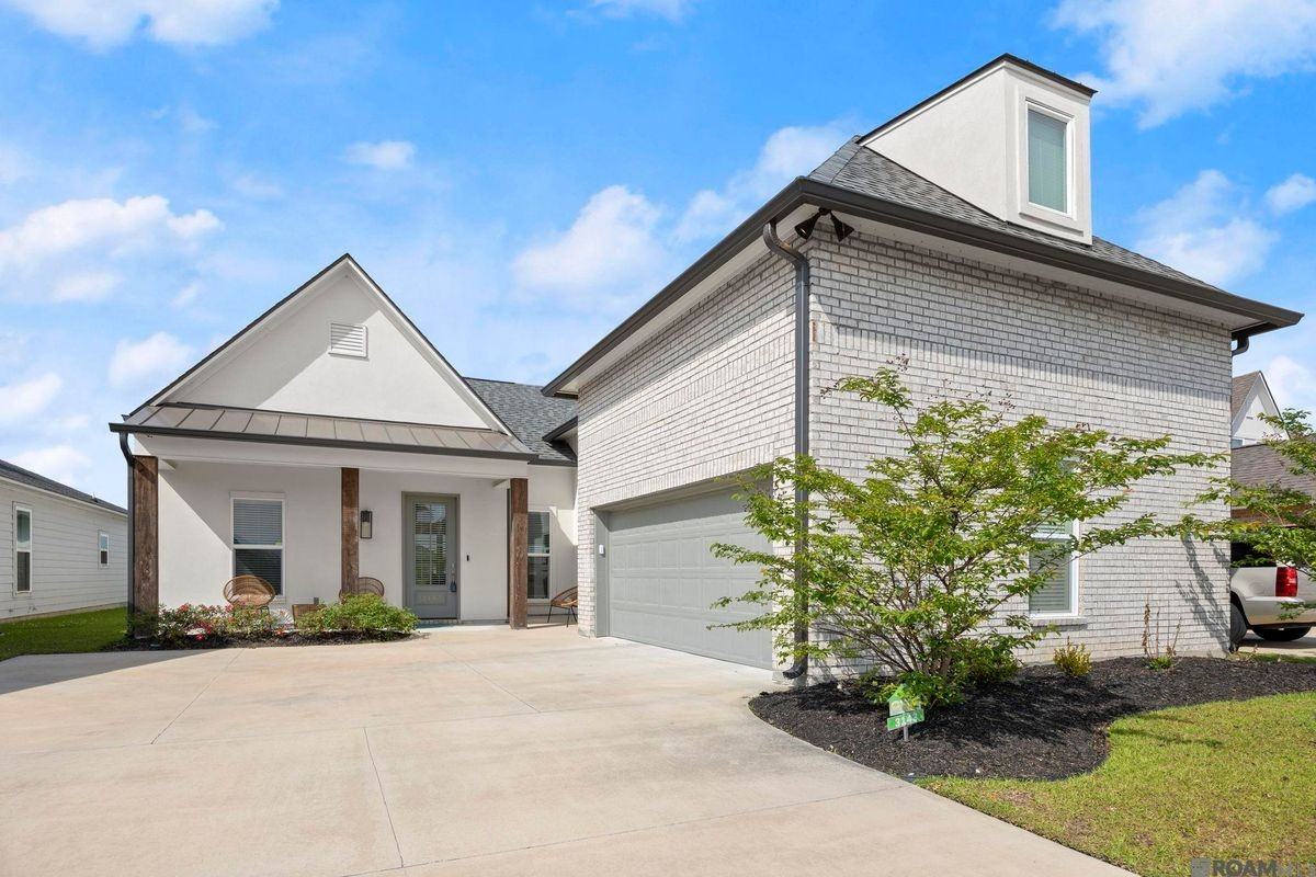 3143 Canewood Ln - Photo 2 of 23