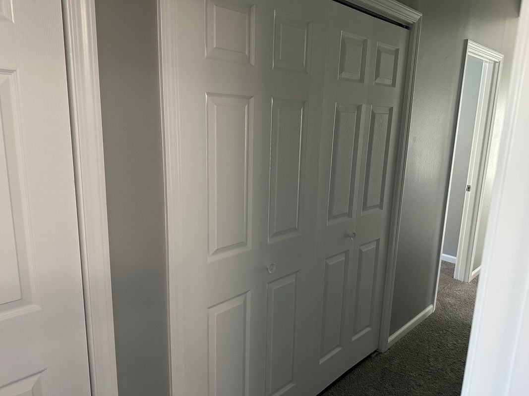 2416 E Walnut St - Photo 5 of 17