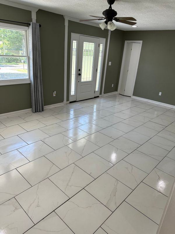 2801 Pine Ridge Dr - Photo 3 of 12