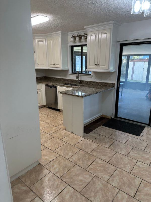 2801 Pine Ridge Dr - Photo 6 of 12