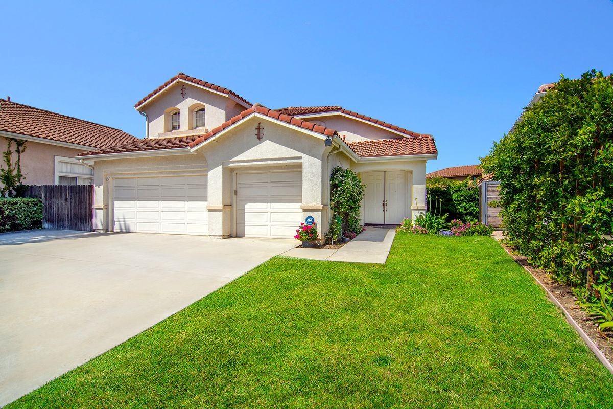 4597 El Capitan Pl - Photo 3 of 29