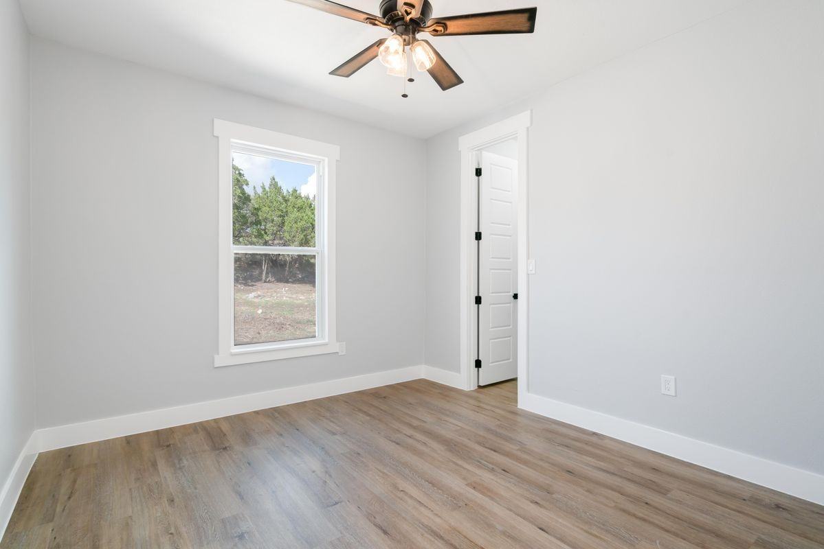 11608 Oak Country - Photo 5 of 13
