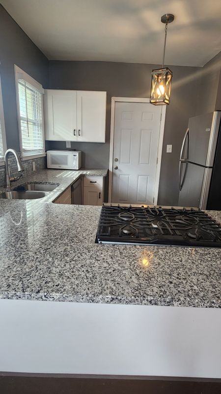 1710 Virginia Park St - Photo 6 of 12