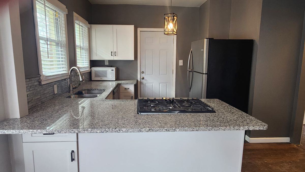 1710 Virginia Park St - Photo 7 of 12