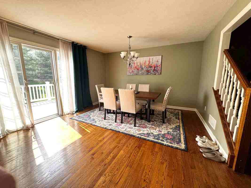305 Marshall Heights Dr - Photo 3 of 14