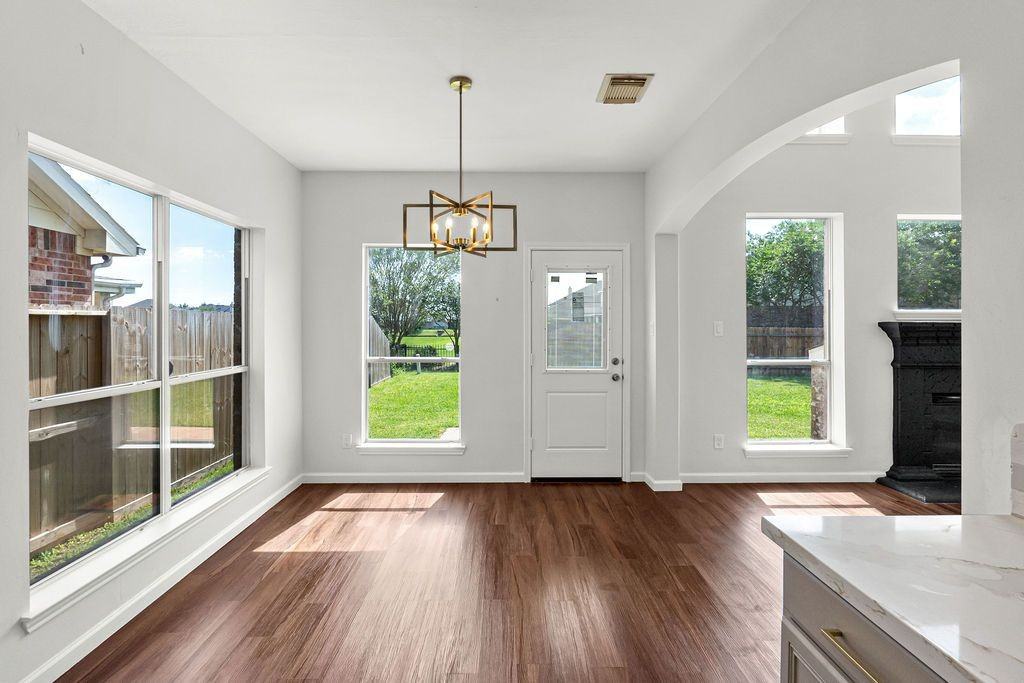 22206 Bridgestone Pine Ct - Photo 2 of 14