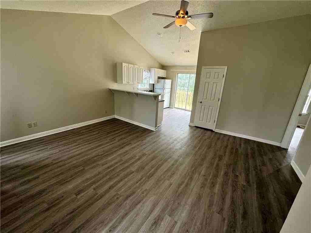 113 W Sellers St ##A - Photo 2 of 13