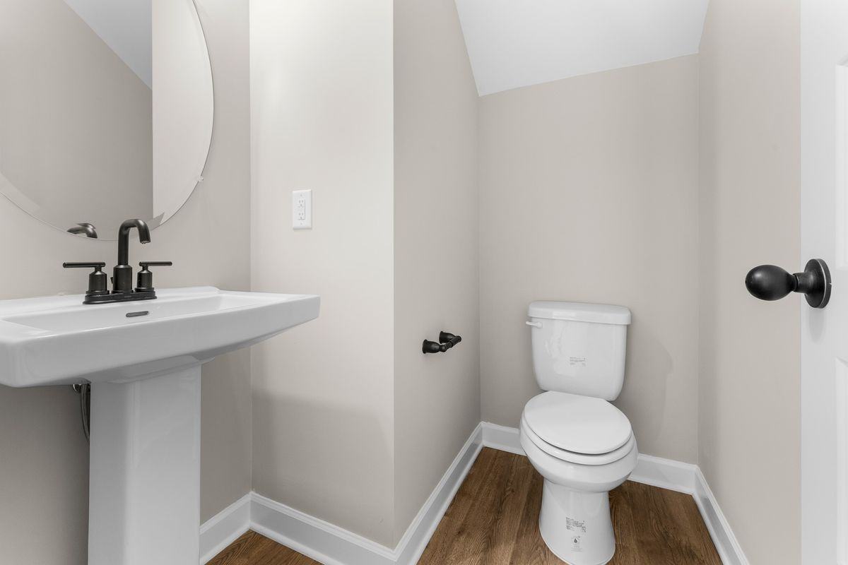 217 Holywell Dr - Photo 7 of 11