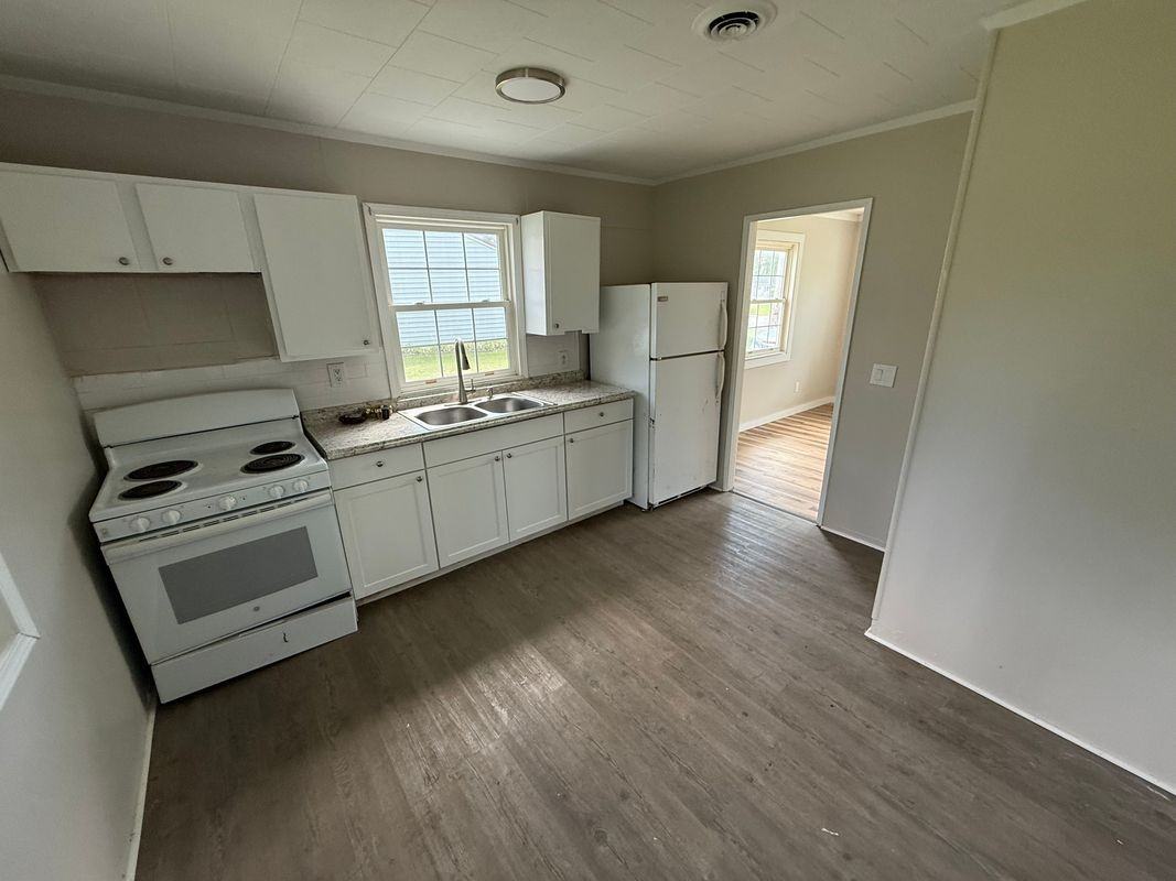 31 Wycliffe Rd - Photo 3 of 10