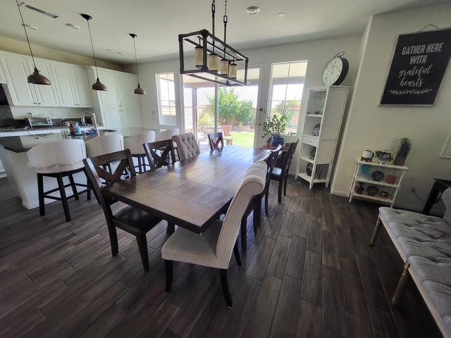 3653 S Hyche Ave - Photo 4 of 6