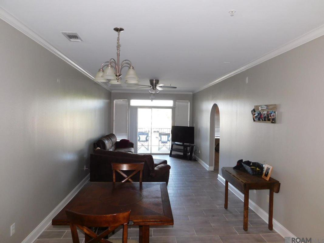 12386 River Highlands Dr ##K - Photo 6 of 7
