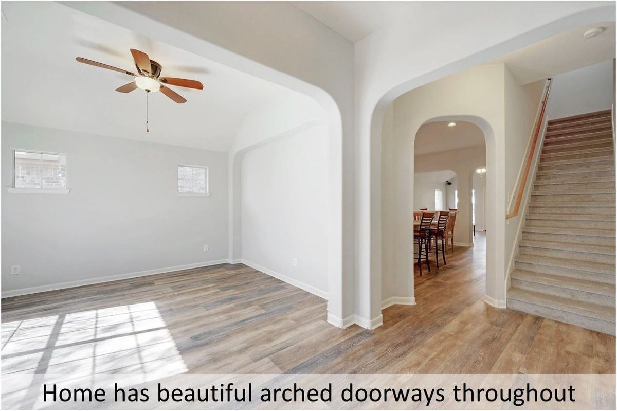 2605 Salorn Way - Photo 2 of 38