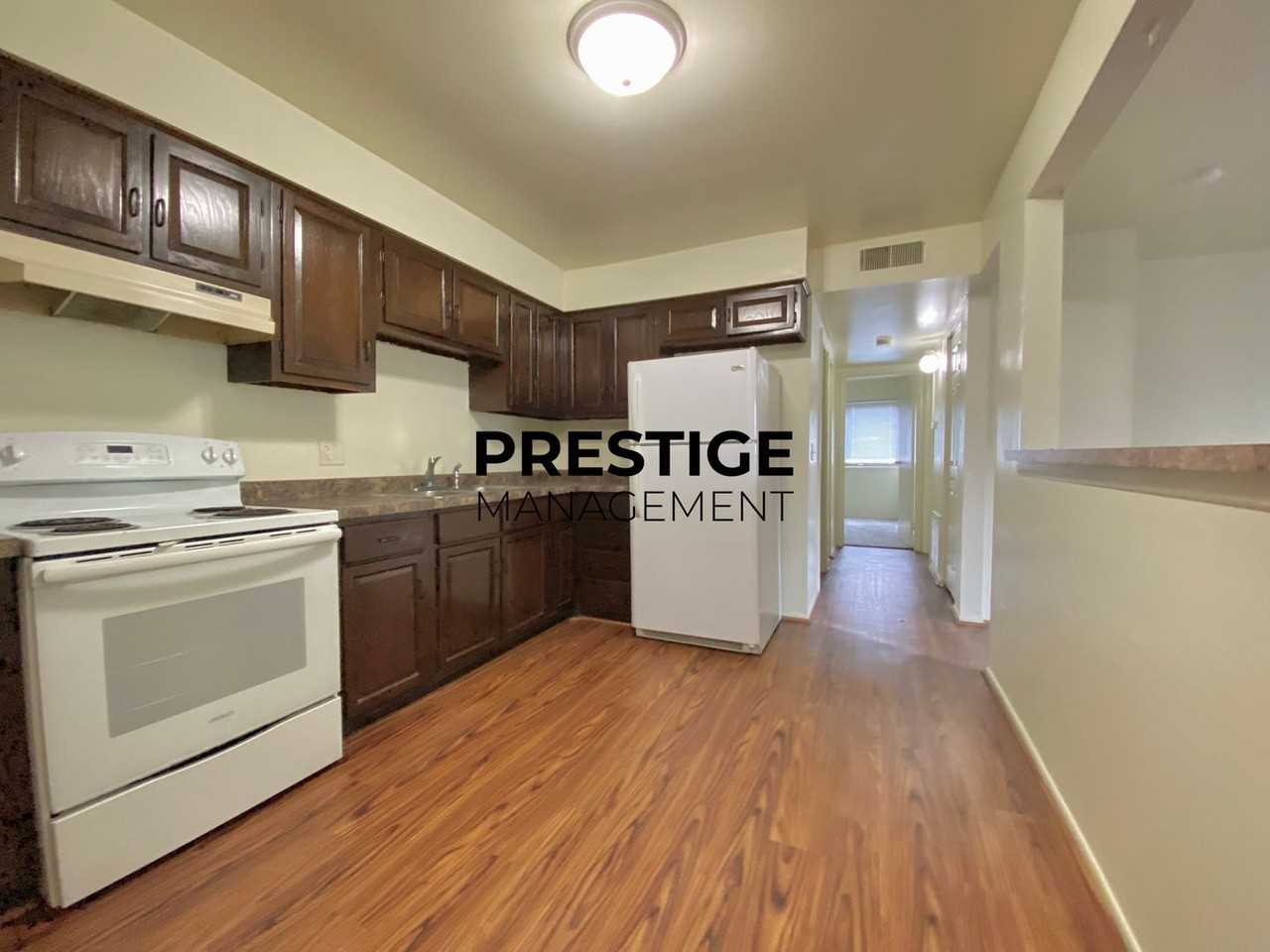 1680 Driftwood Dr #D - Photo 4 of 9