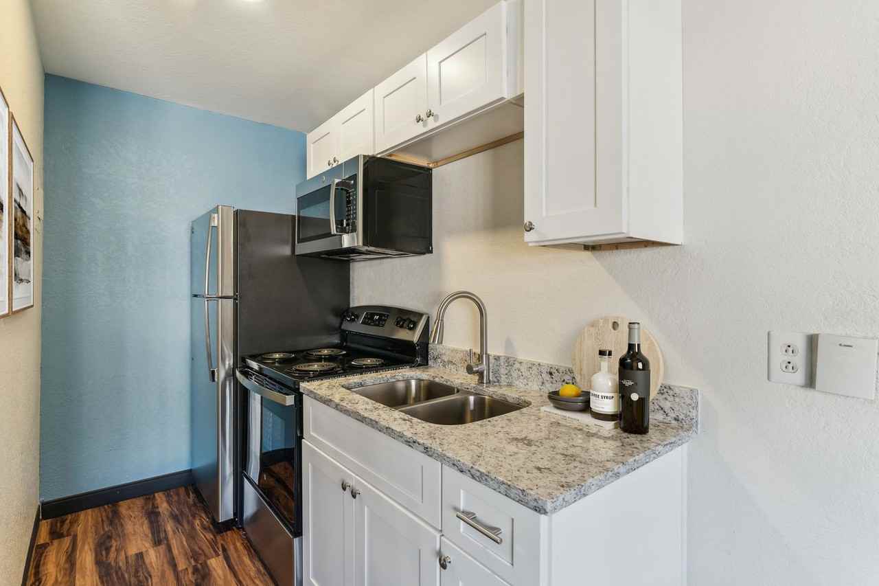 Atrium Flats - Photo 5 of 8