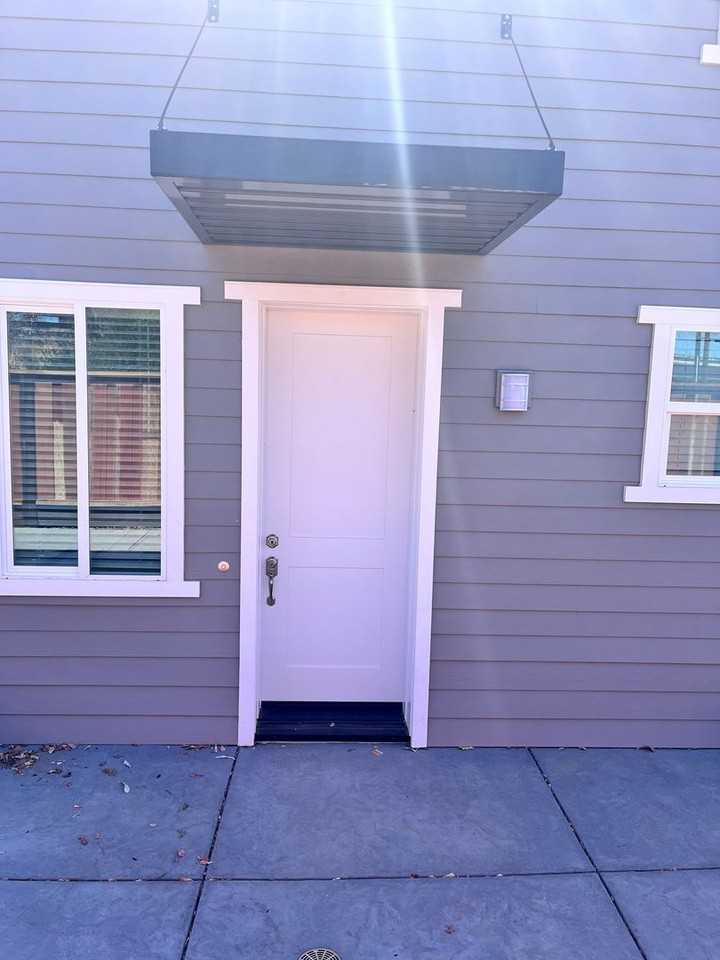281 Arthur Rd - Photo 2 of 11
