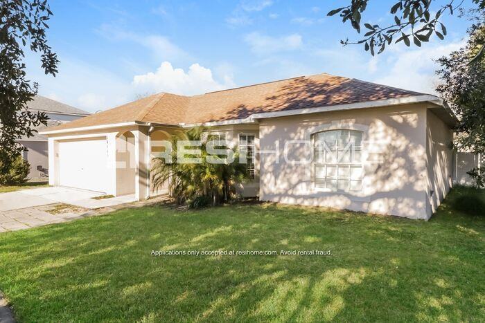 14145 Spring Hill Dr - Photo 2 of 19