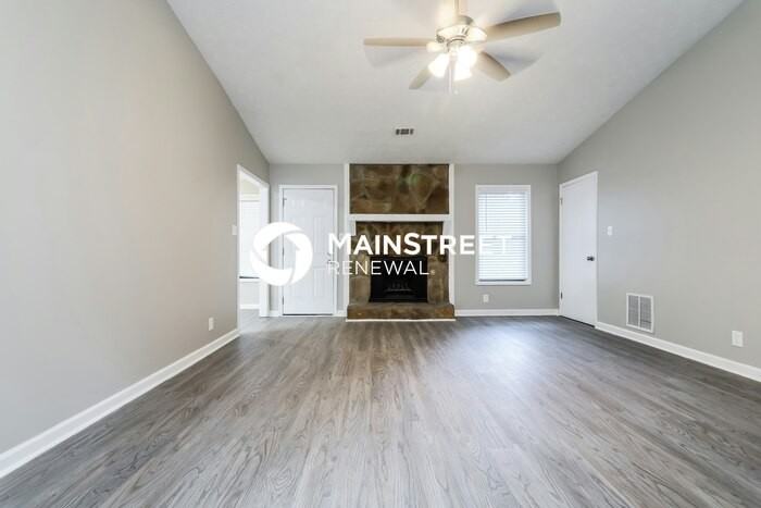 1828 Donna Ct - Photo 4 of 16