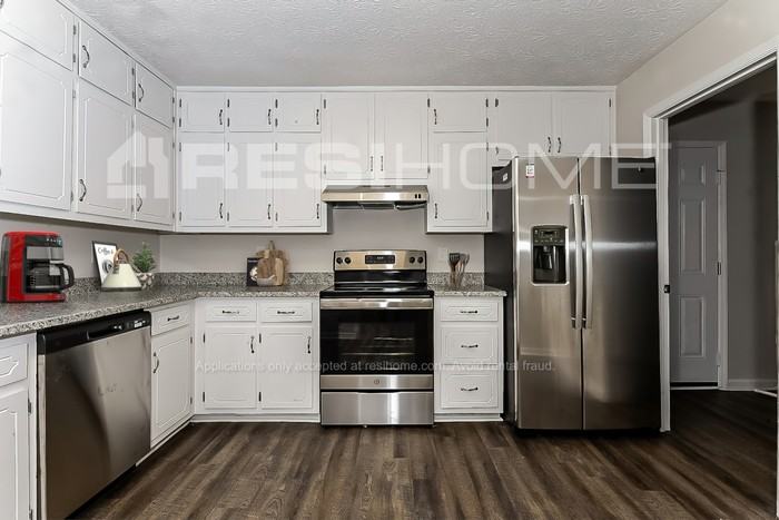 8269 Tupelo Trl - Photo 2 of 16