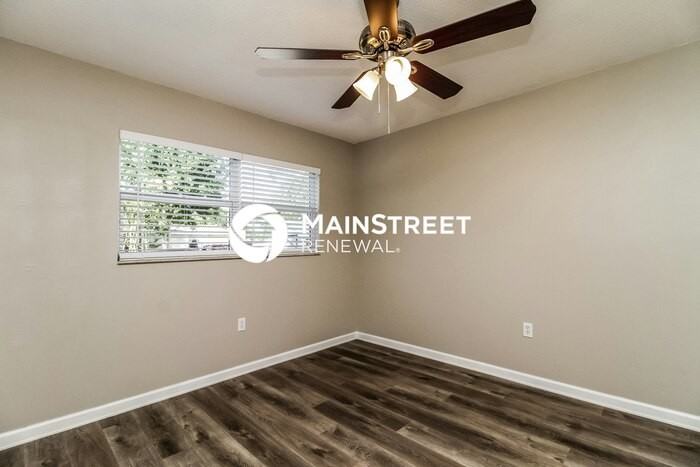 613 Minnesota Ave - Photo 7 of 16