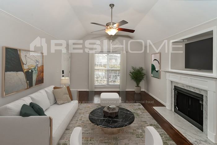 289 Village Dr - Photo 7 of 20