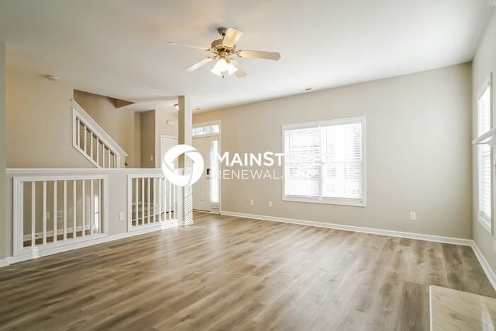 5829 Wynmore Rd - Photo 5 of 17