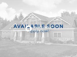 featured image of 1204 E 6th St