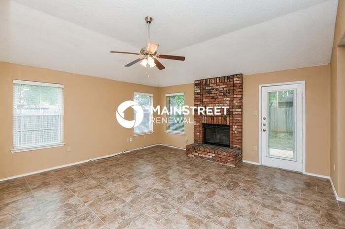 2951 Seguin Trl - Photo 3 of 16