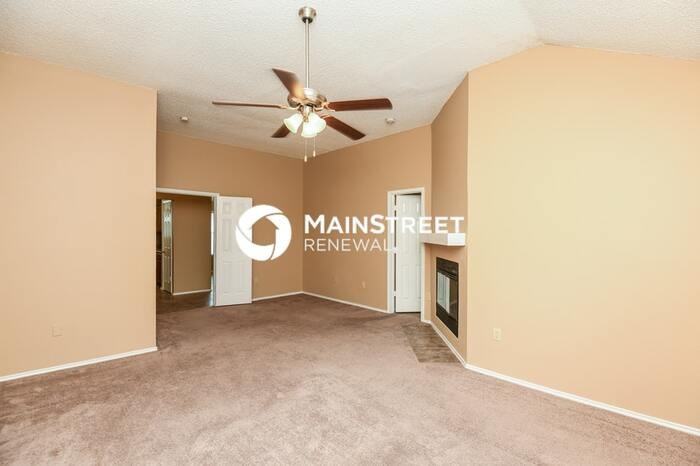 2951 Seguin Trl - Photo 7 of 16