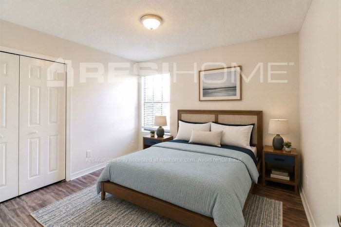 3739 Mandarin Woods Dr N - Photo 7 of 18