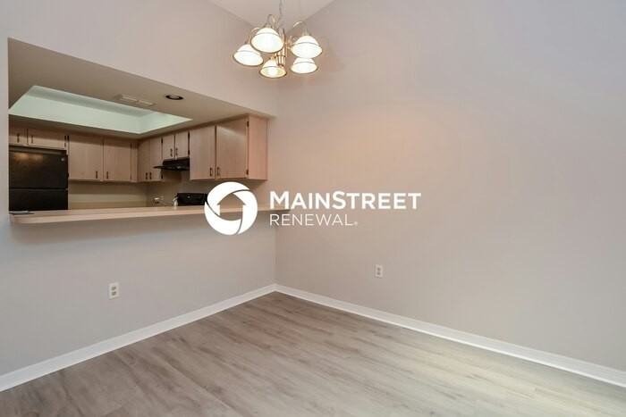 3028 Winchester Dr - Photo 5 of 16