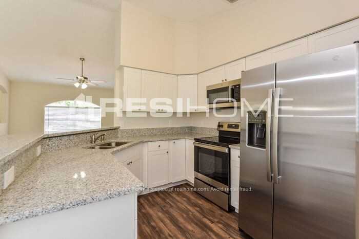 2924 Norwick St - Photo 2 of 22