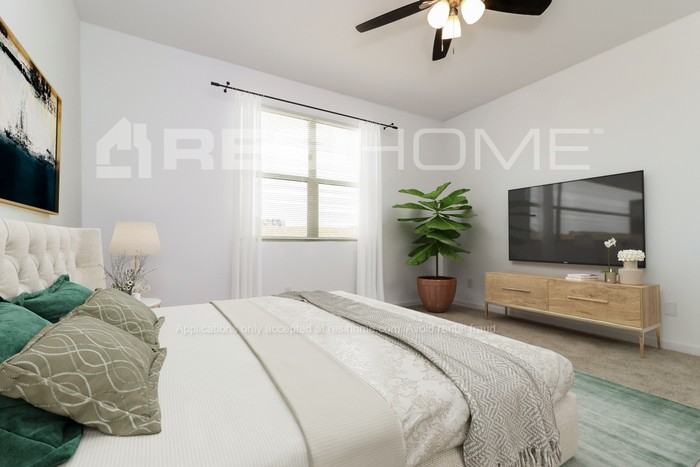 18030 W Pierson St - Photo 7 of 17