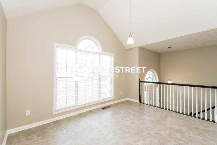 5550 Pemrock Ct - Photo 4 of 11