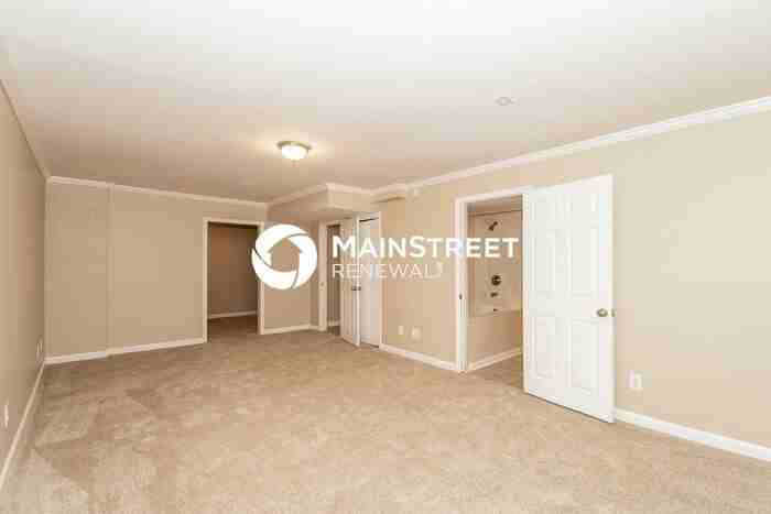 5550 Pemrock Ct - Photo 5 of 11