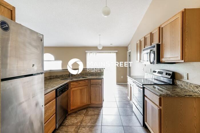 3625 Wellington Ln - Photo 5 of 16