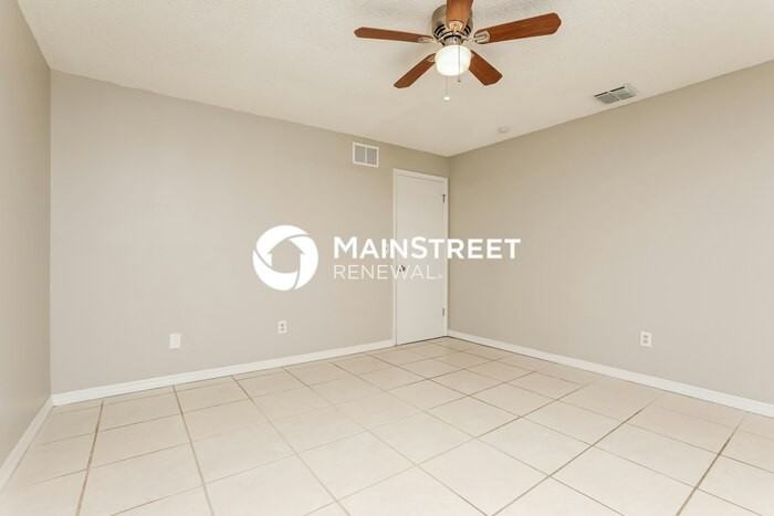 228 Bitterwood St - Photo 7 of 16