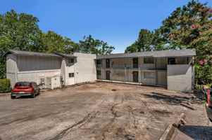 featured image of 1501 16th Ave S