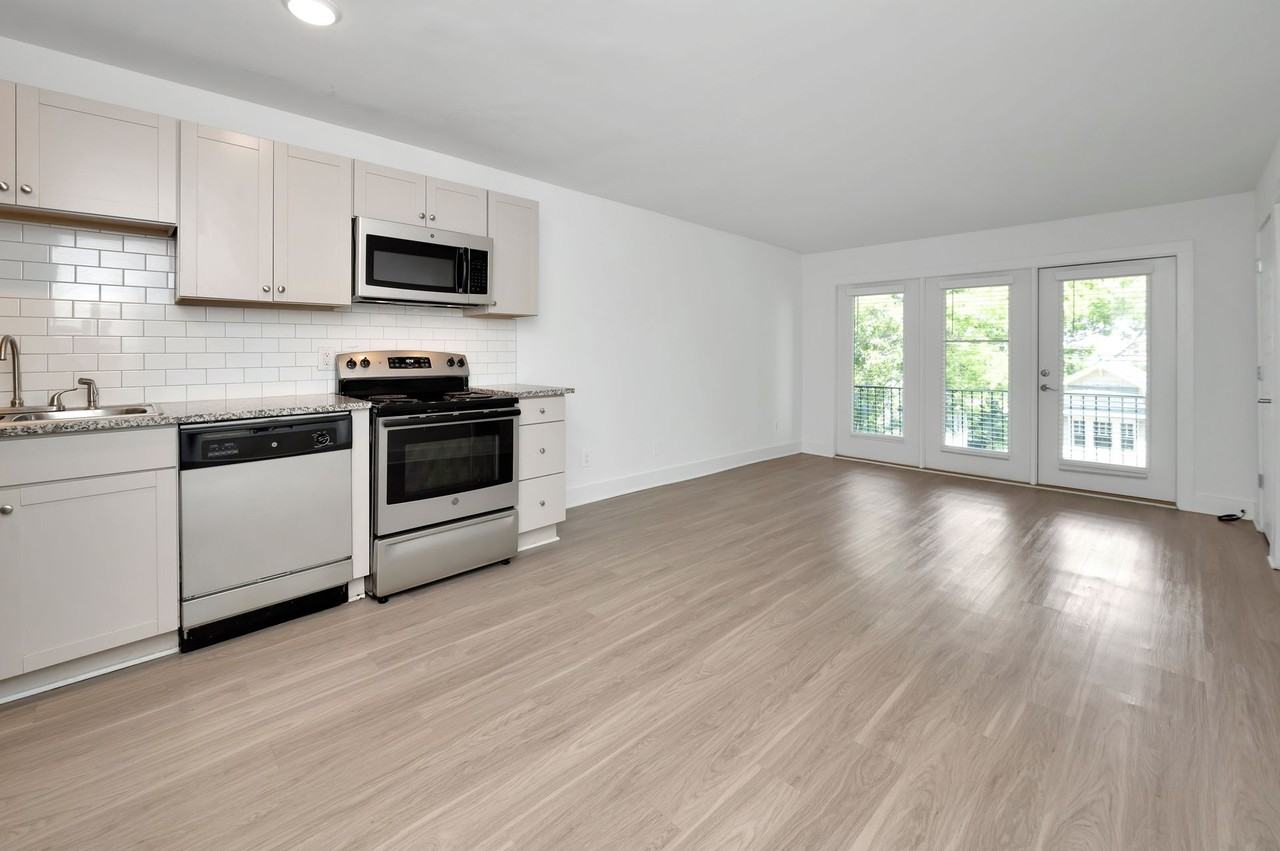 Towncrest Apartments - Photo 5 of 48