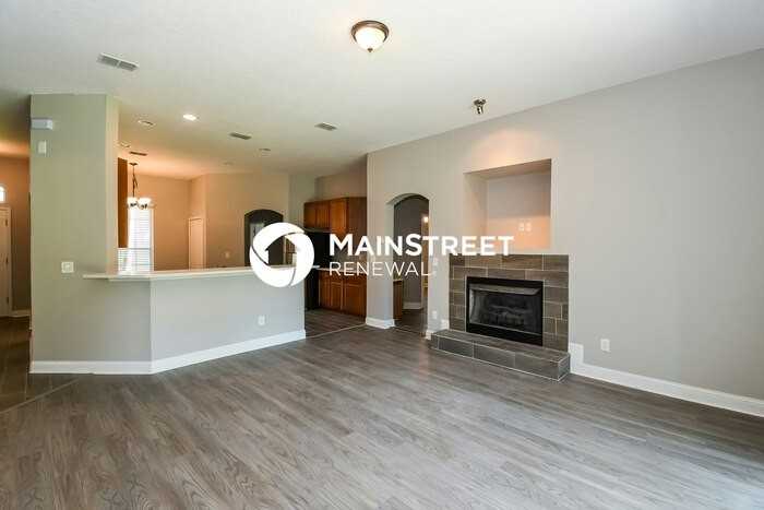 11595 Oaklawn Rd - Photo 5 of 17