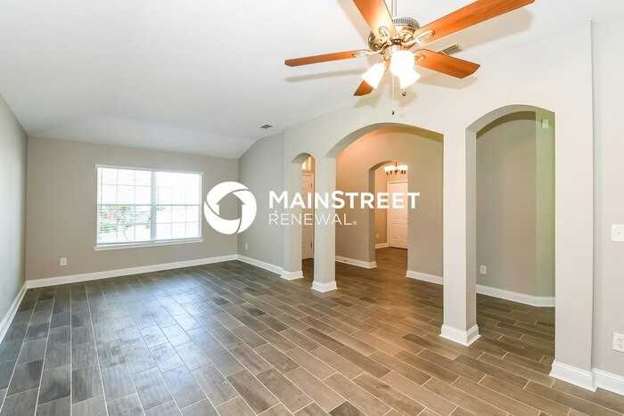 11595 Oaklawn Rd - Photo 6 of 17