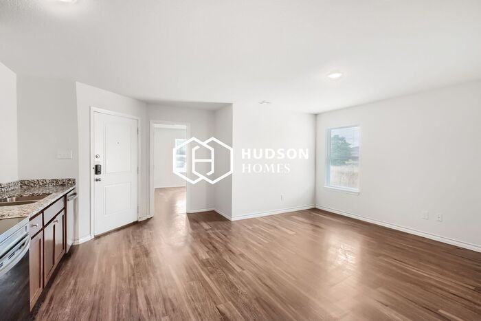 220 44th St #A - Photo 4 of 13