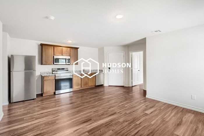 220 44th St #A - Photo 5 of 13