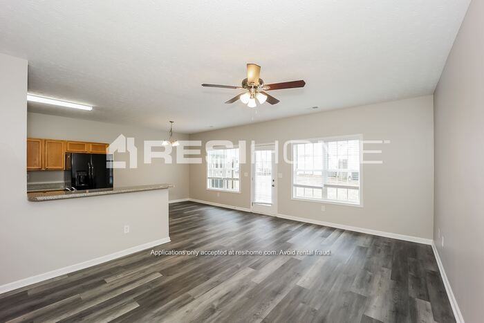309 Kayla Ct - Photo 6 of 19