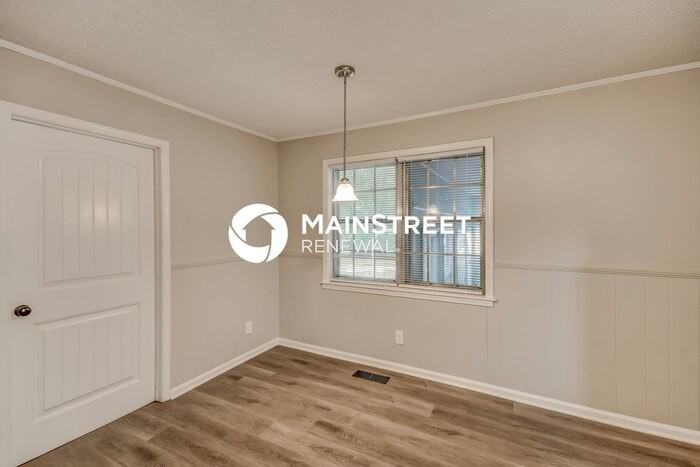 206 Melton St - Photo 5 of 16