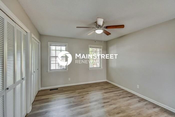 206 Melton St - Photo 7 of 16