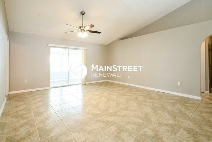 2079 De Carlo Ave - Photo 3 of 16