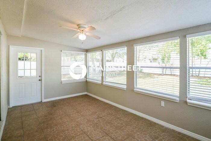 2079 De Carlo Ave - Photo 7 of 16