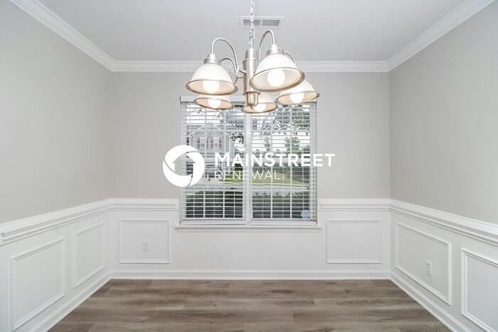 4366 Paula Dr - Photo 5 of 17