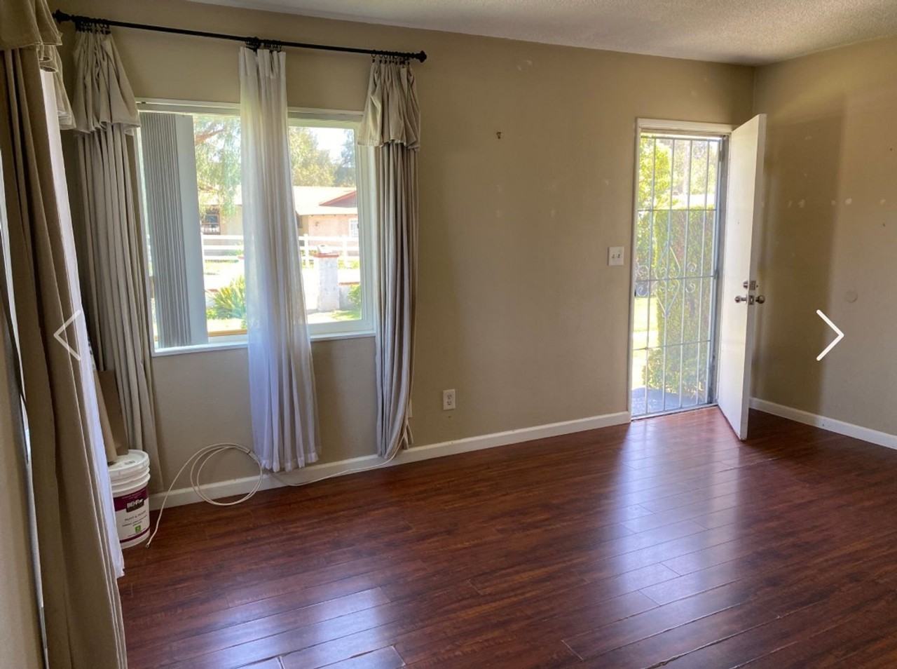 2601 Kadota St - Photo 4 of 8