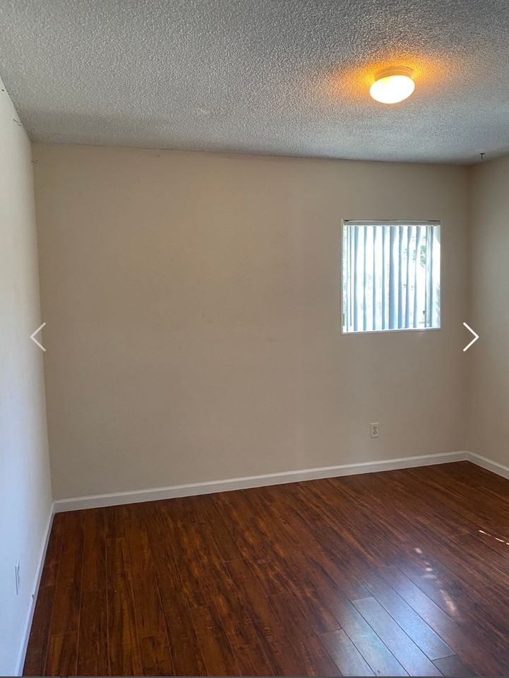 2601 Kadota St - Photo 6 of 8